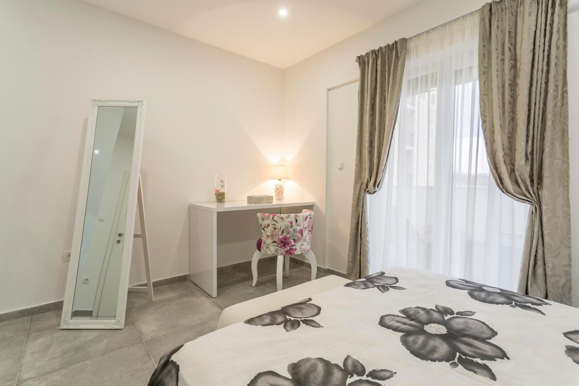 Holiday Apartments Stobrec 2 Split Bagian luar foto