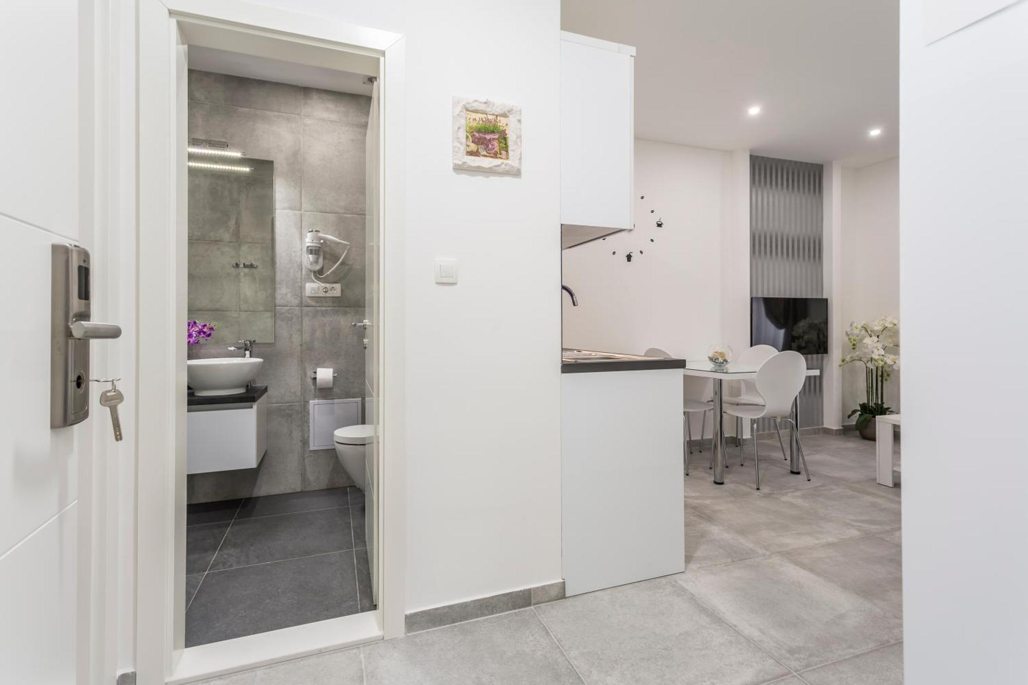 Holiday Apartments Stobrec 2 Split Bagian luar foto