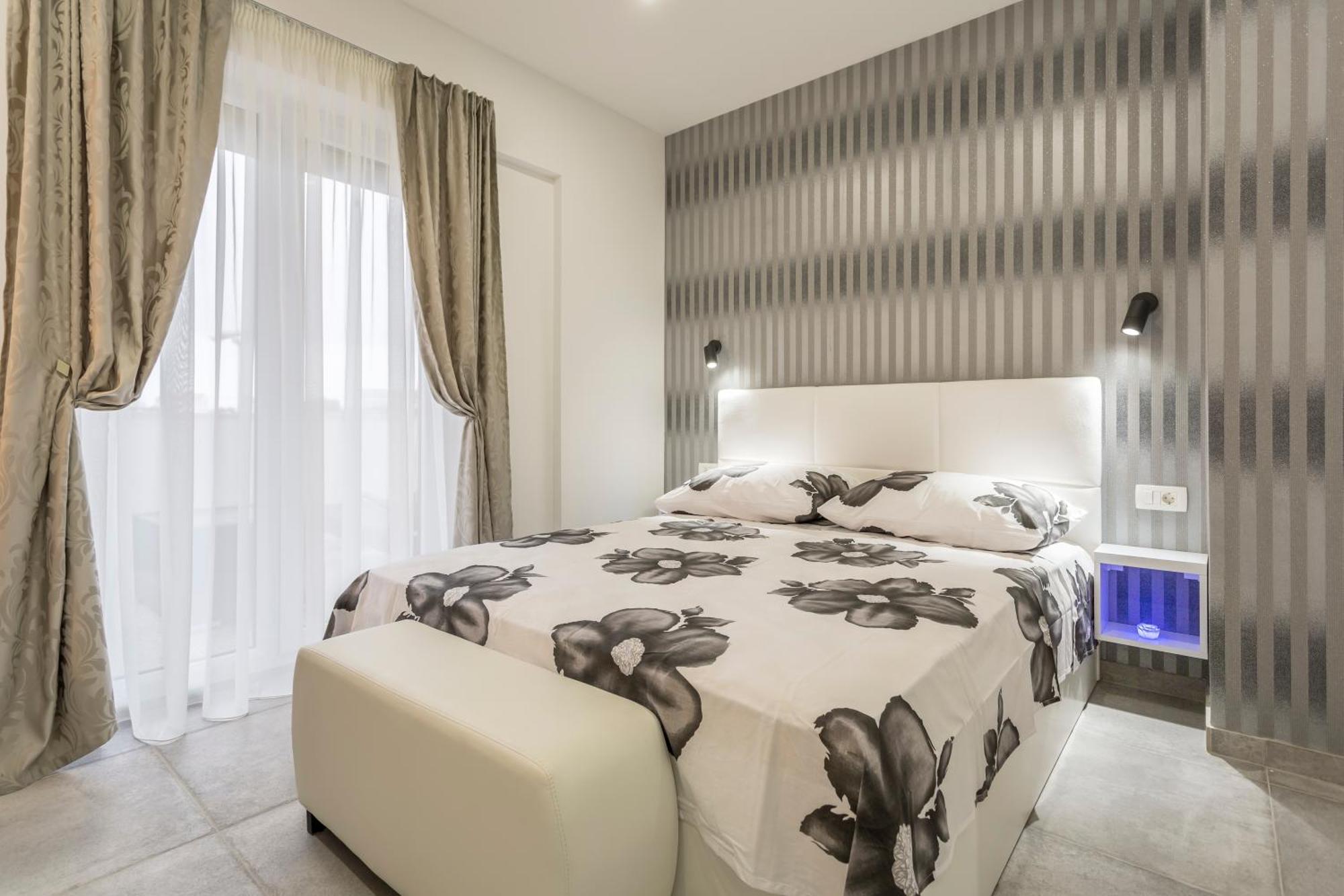 Holiday Apartments Stobrec 2 Split Bagian luar foto