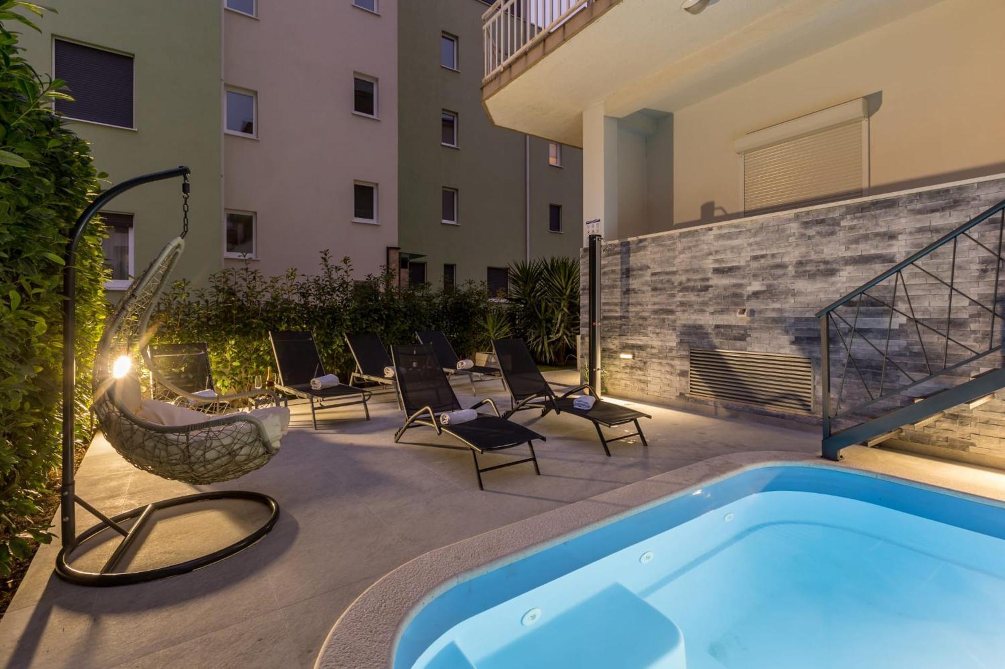 Holiday Apartments Stobrec 2 Split Bagian luar foto